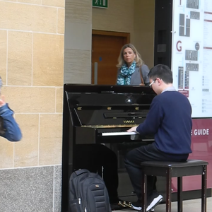 亚洲美女丝袜视频姐弟乱伦
